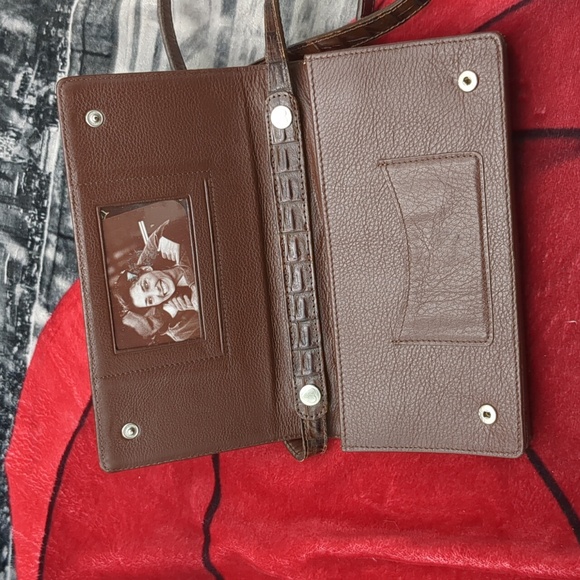 Brighton Brown croc crossbody/ wallet - Picture 6 of 13